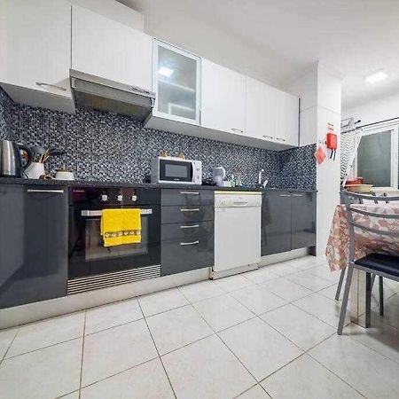 Azenha Apartment Caniço Eksteriør billede