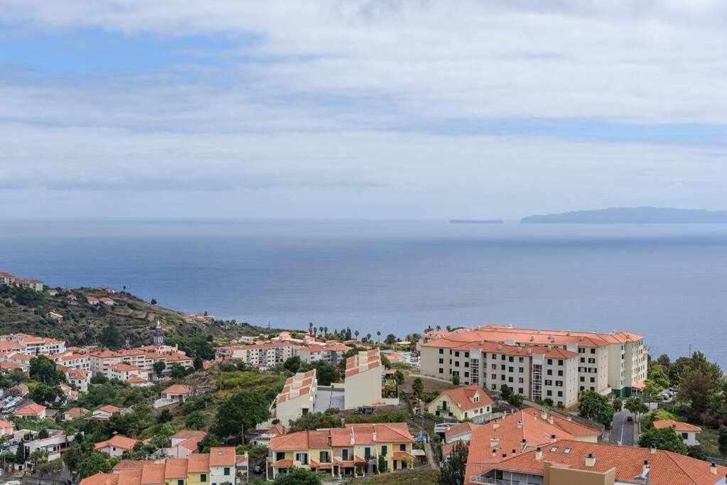 Azenha Apartment Caniço Eksteriør billede