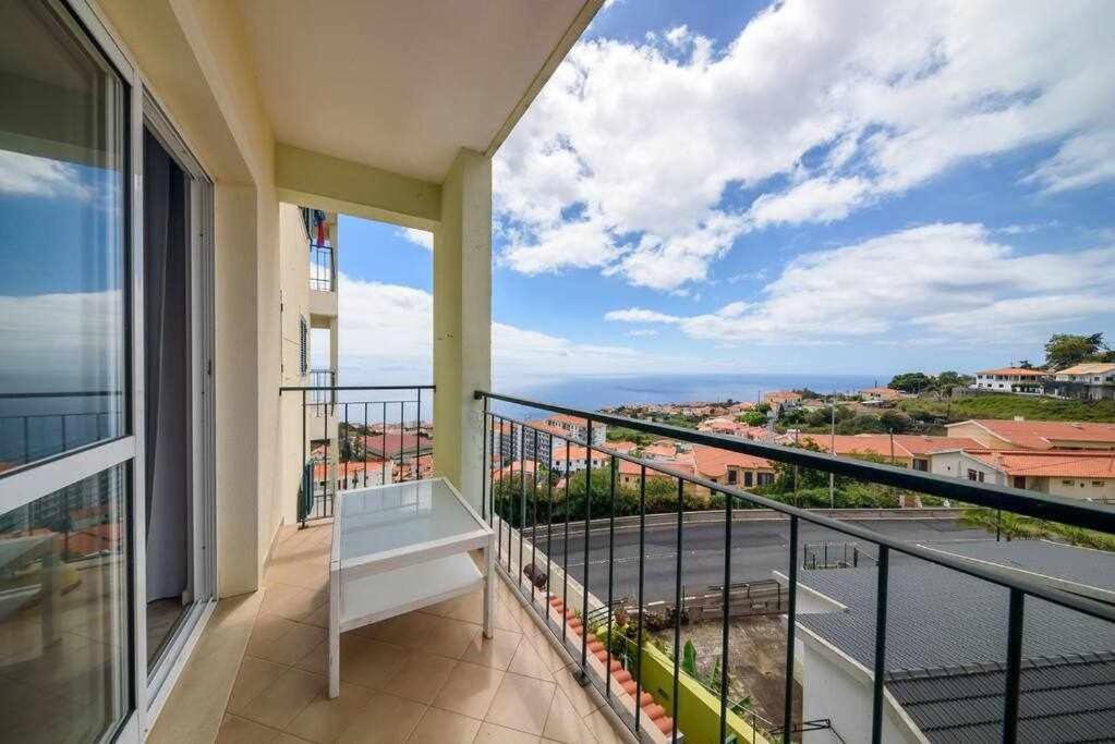 Azenha Apartment Caniço Eksteriør billede